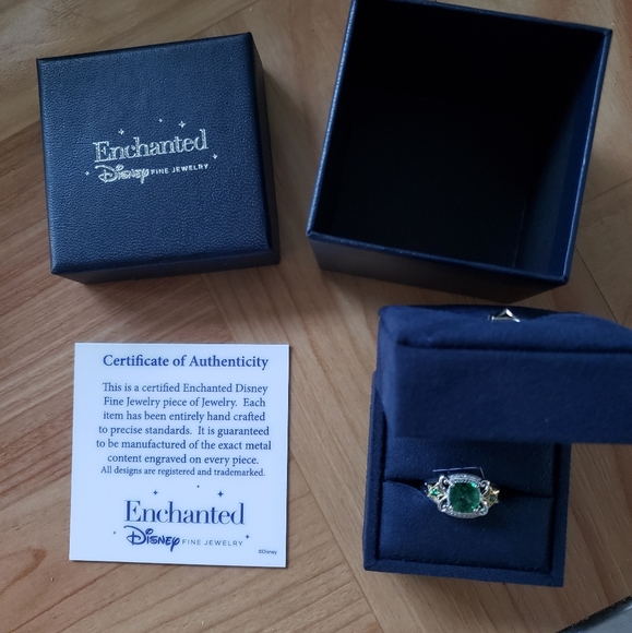 Disney tinker bell ring (authentic) - Picture 9 of 14